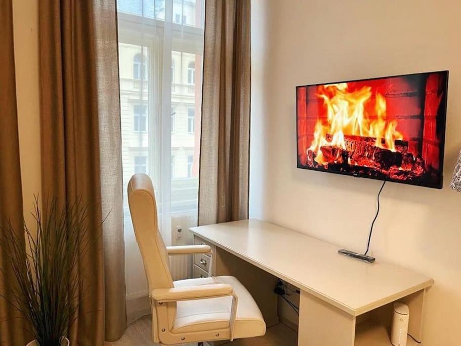 Leger Residence Apartment Прага Экстерьер фото